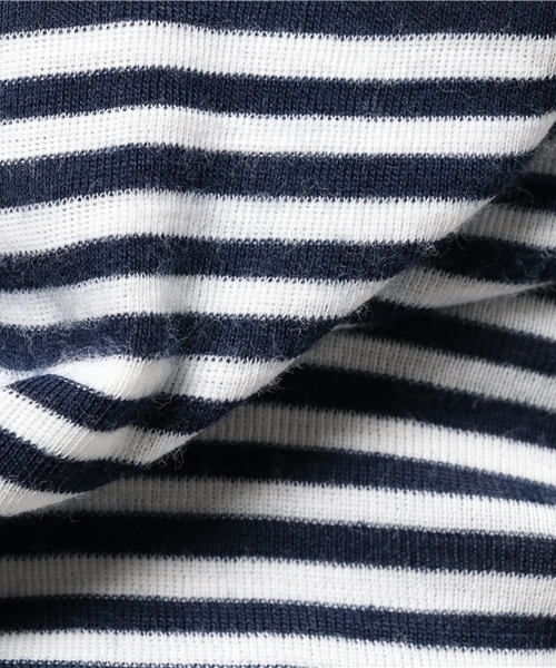 ADAM ET ROPE'(アダムエロペ)の「【THERMA DRY】 クルーネックT(Tシャツ/カットソー・メンズ・チャコールグレー/ネイビー/グレー/スミクロ・L/M)」の5枚目の写真