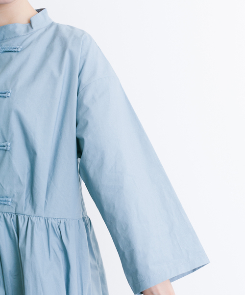 MERLOT(メルロー)の「チャイナボタンコットンワンピース5790(ワンピース・レディース・ブラック/ライトブルー/オフホワイト・FREE)」の9枚目の写真