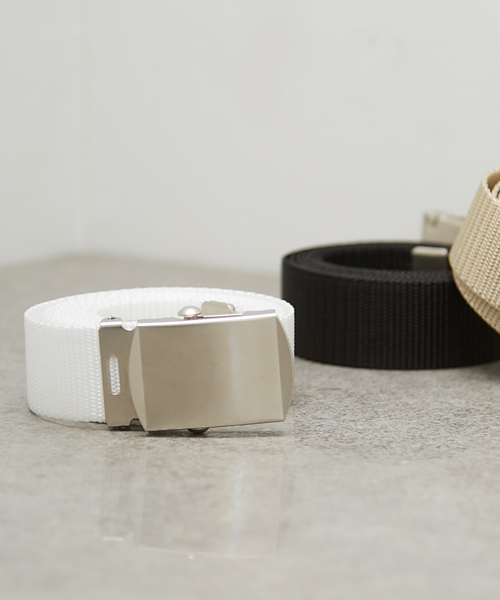 STUDIOUS（ステュディオス）の「ガチャベルト（ベルト・メンズ・ベージュ/ブラック/カーキ/ホワイト/レッド/ブルー/パープル/マスタード・FREE）」の2枚目の写真