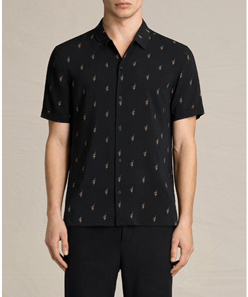 ALLSAINTS(オールセインツ)の「CYGNUS SHORT SLEEVE SHIRT(シャツ/ブラウス・メンズ・ブラック/ホワイト・X-SMALL/LARGE/MEDIUM/SMALL)」の2枚目の写真