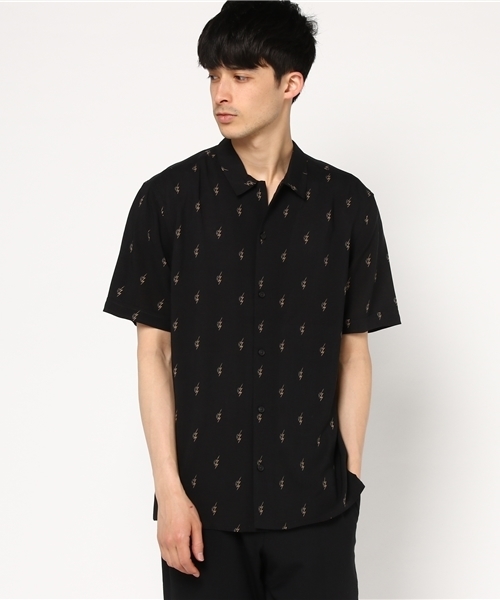 ALLSAINTS(オールセインツ)の「CYGNUS SHORT SLEEVE SHIRT(シャツ/ブラウス・メンズ・ブラック/ホワイト・X-SMALL/LARGE/MEDIUM/SMALL)」の12枚目の写真
