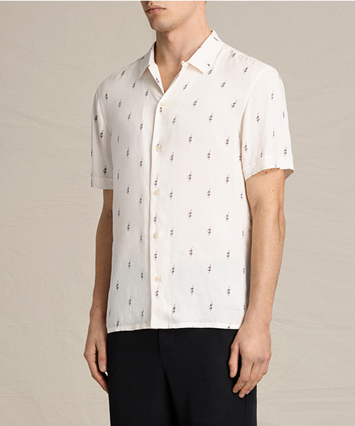 ALLSAINTS(オールセインツ)の「CYGNUS SHORT SLEEVE SHIRT(シャツ/ブラウス・メンズ・ブラック/ホワイト・X-SMALL/LARGE/MEDIUM/SMALL)」の7枚目の写真
