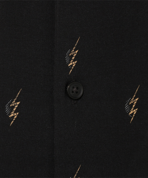 ALLSAINTS(オールセインツ)の「CYGNUS SHORT SLEEVE SHIRT(シャツ/ブラウス・メンズ・ブラック/ホワイト・X-SMALL/LARGE/MEDIUM/SMALL)」の8枚目の写真