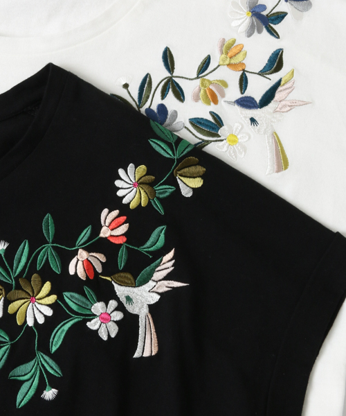 URBAN RESEARCH（アーバンリサーチ）の「 【TRILL掲載】UR 配色刺繍Tシャツ　（Tシャツ/カットソー・レディース・ブラック/オフホワイト・FREE）」の12枚目の写真