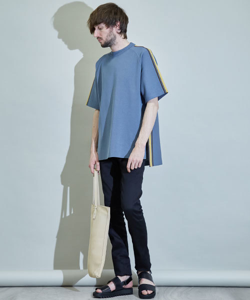 UNITED TOKYO（ユナイテッドトウキョウ）の「ラインニット（ニット/セーター・メンズ・オフホワイト/ネイビー/サックスブルー・3/2/1）」の13枚目の写真