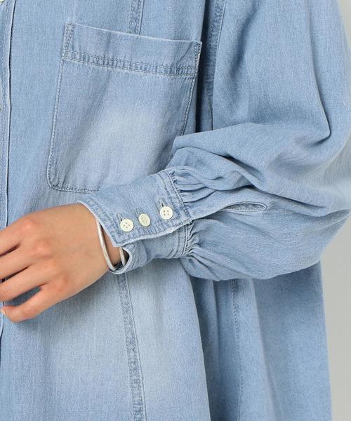 Another Edition（アナザーエディション）の「デニムBIGシャツ ◆（シャツ/ブラウス・レディース・ライトブルー/コバルトブルー・FREE）」の13枚目の写真