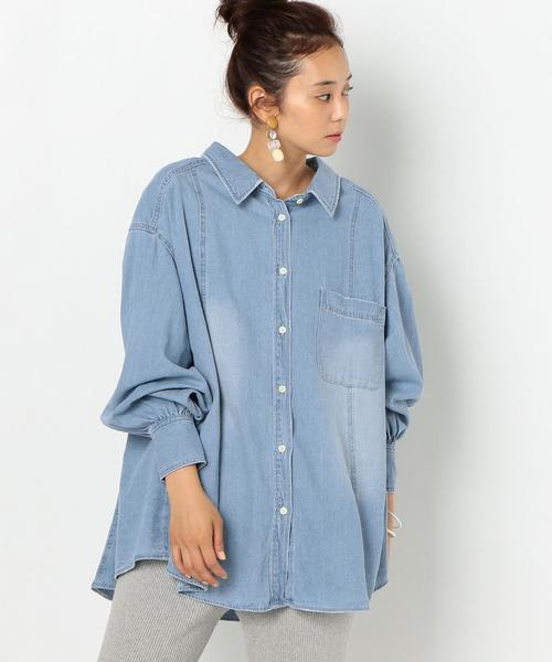 Another Edition（アナザーエディション）の「デニムBIGシャツ ◆（シャツ/ブラウス・レディース・ライトブルー/コバルトブルー・FREE）」の5枚目の写真