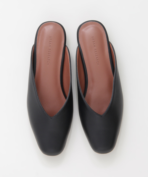 URBAN RESEARCH（アーバンリサーチ）の「Vカットスリッパ（サンダル・レディース・ブラック/ボルドー・37/36/38）」の3枚目の写真