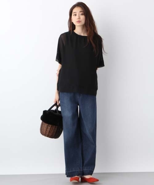 LEPSIM(レプシィム)の「ワイドフハクカサネプルオーバーSS 762021(Tシャツ/カットソー・レディース・オフホワイト/ブラック/グレイッシュベージュ/ダークネイビー・FREE)」の6枚目の写真