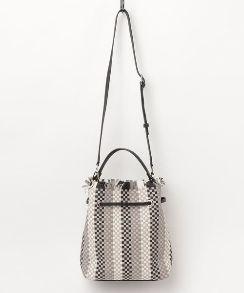 FURLA（フルラ）の「ステイシー カサノバ S ショルダーバッグ（ショルダーバッグ・レディース・ホワイト系その他・ONE SIZE）」の2枚目の写真