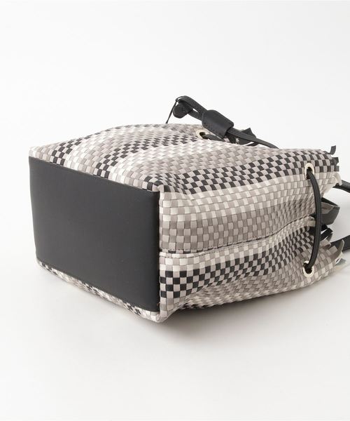 FURLA（フルラ）の「ステイシー カサノバ S ショルダーバッグ（ショルダーバッグ・レディース・ホワイト系その他・ONE SIZE）」の4枚目の写真