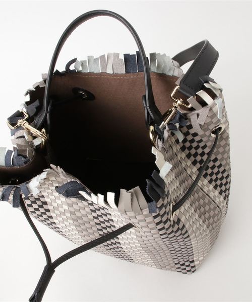 FURLA（フルラ）の「ステイシー カサノバ S ショルダーバッグ（ショルダーバッグ・レディース・ホワイト系その他・ONE SIZE）」の3枚目の写真