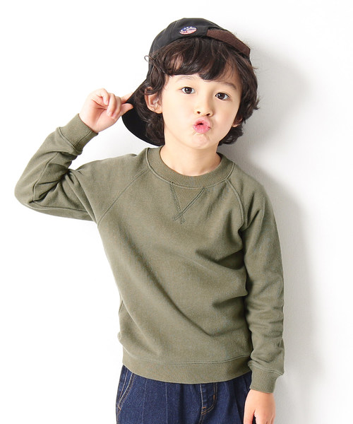 devirock（デビロック）の「無地長袖スウェットトレーナー（スウェット・キッズ・ブラック/レッド/レッド系その他/ラベンダー/パープル系その他/スモークピンク/カーキ/ダークグリーン/杢グレー/ブルー系その他/マスタード/グリーン/ネイビー/イエロー/ベージュ・150cm/120cm/140cm/160cm/130cm/100cm/110cm）」の6枚目の写真