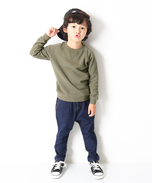 devirock（デビロック）の「無地長袖スウェットトレーナー（スウェット・キッズ・ブラック/レッド/レッド系その他/ラベンダー/パープル系その他/スモークピンク/カーキ/ダークグリーン/杢グレー/ブルー系その他/マスタード/グリーン/ネイビー/イエロー/ベージュ・150cm/120cm/140cm/160cm/130cm/100cm/110cm）」の20枚目の写真