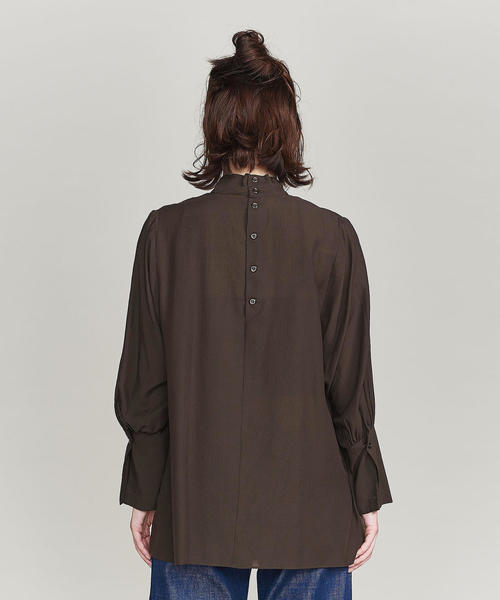 BEAUTY&YOUTH UNITED ARROWS(ビューティーアンドユースユナイテッドアローズ)の「BY ワッシャードルマンスリーブハイネックチュニック o(シャツ/ブラウス・レディース・オフホワイト/ダークブラウン/ケリー・FREE)」の13枚目の写真