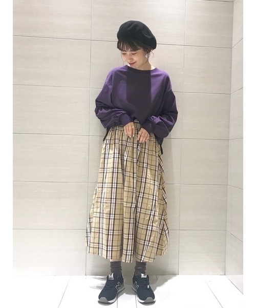 earth music&ecology(アースミュージックアンドエコロジー)の「・すきな丈ふわそでBIG T(ショート) ●(Tシャツ/カットソー・レディース・アイボリー/ブラック/チャコールグレー/レッド/パープル/ダークグリーン・FREE)」の5枚目の写真