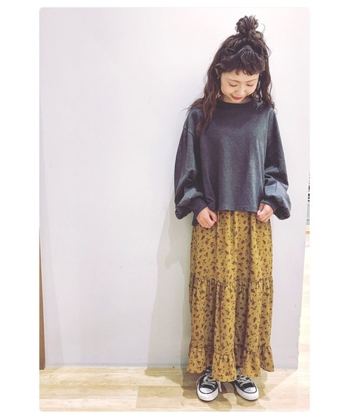 earth music&ecology(アースミュージックアンドエコロジー)の「・すきな丈ふわそでBIG T(ショート) ●(Tシャツ/カットソー・レディース・アイボリー/ブラック/チャコールグレー/レッド/パープル/ダークグリーン・FREE)」の1枚目の写真