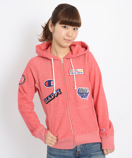 X-girl（エックスガール）の「X-girl×CHAMPION REVERSE WEAVE ZIP HOODIE（パーカー・レディース・ブラック/アッシュグレー/レッド/ネイビー・1/2）」の4枚目の写真