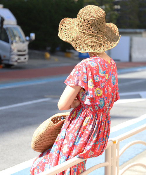 coca(coca)(コカ)の「透かしレース編みツバ広ストローハット(ハット・レディース・ベージュ・ONE SIZE)」の6枚目の写真