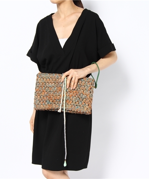 And A（アンドエー）の「ラフィアクラッチ (LE VERNIS)（クラッチバッグ・レディース・ピンク/オレンジ・FREE）」の3枚目の写真