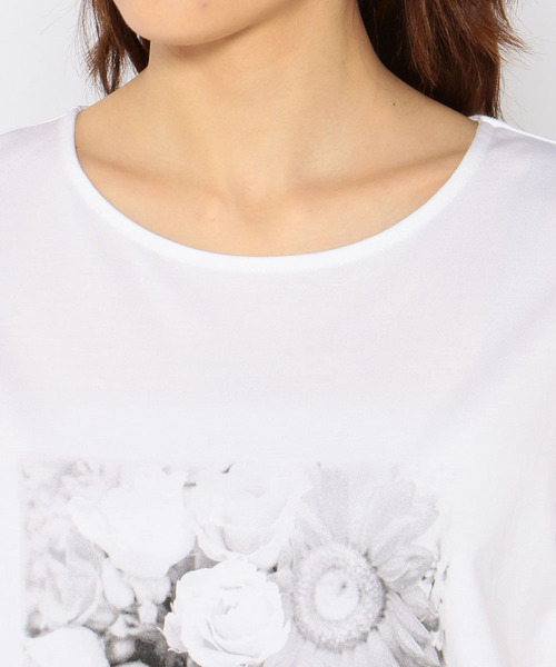 Petit Honfleur（プチオンフルール）の「プリントTシャツ（Tシャツ/カットソー・レディース・ホワイト/ブラック/ネイビー/ブルー・M size/L size）」の10枚目の写真