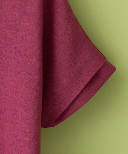 UNITED TOKYO（ユナイテッドトウキョウ）の「麻調スキッパーブラウス（シャツ/ブラウス・レディース・ブラック/アイボリー/ブラウン/ピンク/ブルー・1）」の8枚目の写真