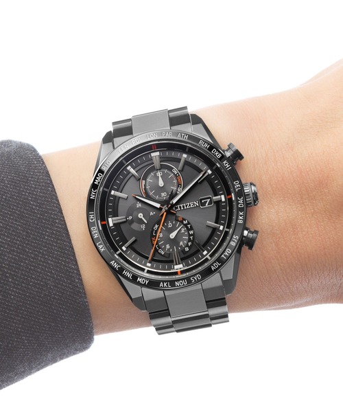 ATTESA(アテッサ)の「ATTESA アテッサ エコ・ドライブ電波時計 ダイレクトフライト ACT Line 広告掲載モデル(アナログ腕時計・メンズ・ブラック・FREE)」の14枚目の写真