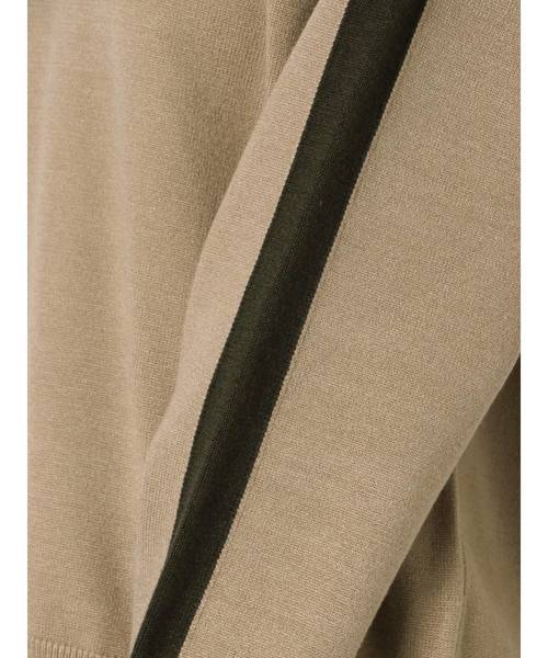 GYDA（ジェイダ）の「VネックラインニットTOPS（ニット/セーター・レディース・ブラック/ベージュ/オフホワイト・FREE）」の13枚目の写真