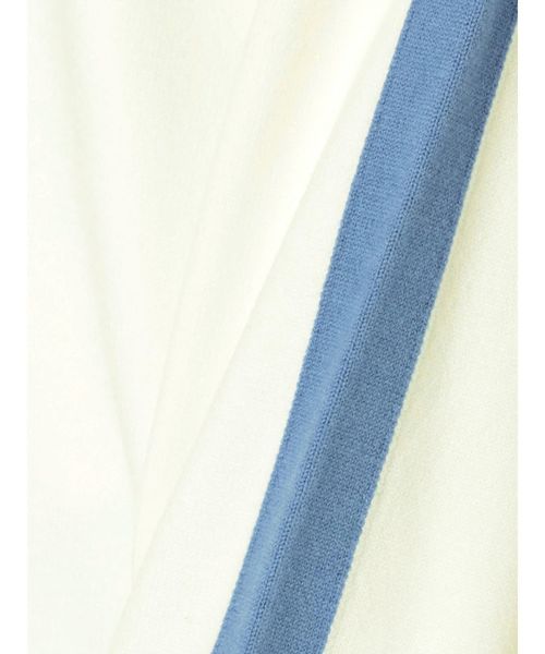 GYDA（ジェイダ）の「VネックラインニットTOPS（ニット/セーター・レディース・ブラック/ベージュ/オフホワイト・FREE）」の14枚目の写真