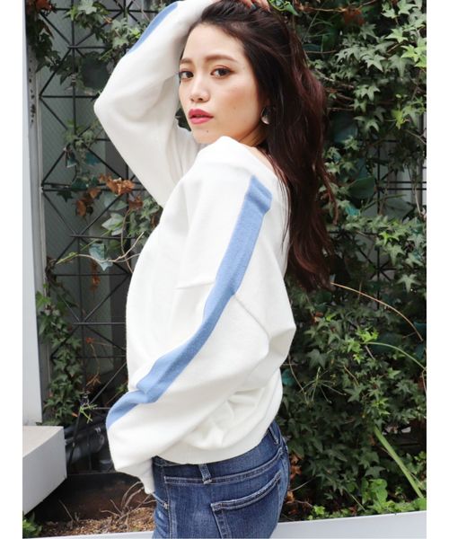 GYDA（ジェイダ）の「VネックラインニットTOPS（ニット/セーター・レディース・ブラック/ベージュ/オフホワイト・FREE）」の18枚目の写真