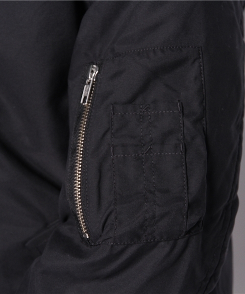 WEGO（ウィゴー）の「WEGO/MA-1ジャケット（ミリタリージャケット・メンズ・ブラック/カーキ・MEDIUM/LARGE）」の3枚目の写真