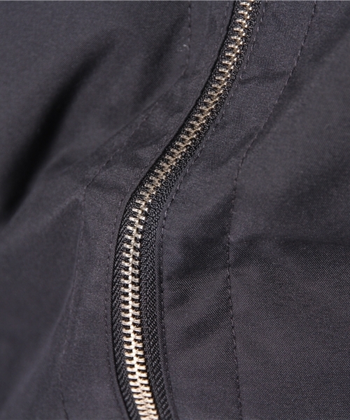 WEGO（ウィゴー）の「WEGO/MA-1ジャケット（ミリタリージャケット・メンズ・ブラック/カーキ・MEDIUM/LARGE）」の5枚目の写真