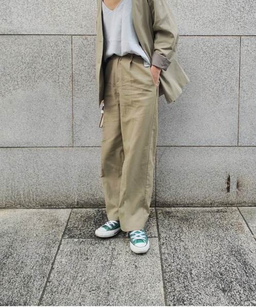 ulu（ウル）の「Linenstyle twill pegtop pants（その他パンツ・レディース・ベージュ/カーキ・FREE）」の2枚目の写真
