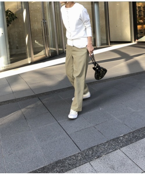ulu（ウル）の「Linenstyle twill pegtop pants（その他パンツ・レディース・ベージュ/カーキ・FREE）」の9枚目の写真