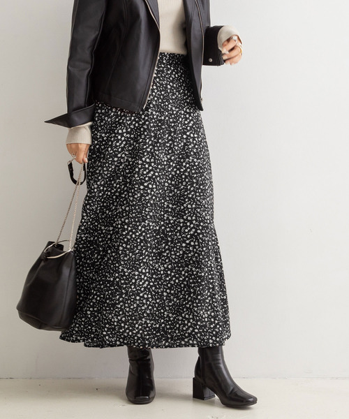 Newlyme（ニューリーミー）の「花柄ナローマキシスカート【R】（スカート・レディース・ブラック/ピンク・MEDIUM/LARGE）」の2枚目の写真