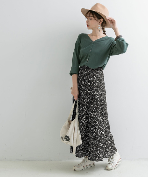 Newlyme（ニューリーミー）の「花柄ナローマキシスカート【R】（スカート・レディース・ブラック/ピンク・MEDIUM/LARGE）」の17枚目の写真