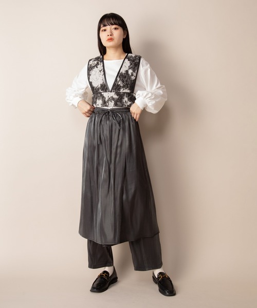 Mysa&Liina（ミーサリーナ）の「パイピングジャガードビスチェ（その他トップス・レディース・ブラック/レッド・M）」の12枚目の写真