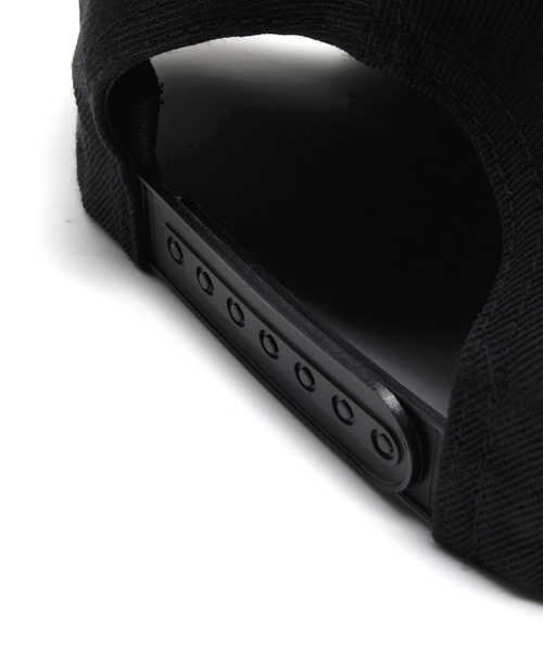 XLARGE（エクストララージ）の「CLASSIC OG CAP（キャップ・メンズ・ブラック/グレー/ネイビー・ONE SIZE）」の8枚目の写真