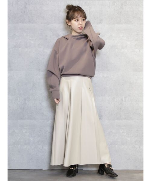 dazzlin（ダズリン）の「レザーライクセミフレアスカート（スカート・レディース・ブラック/ベージュ・MEDIUM/SMALL）」の12枚目の写真