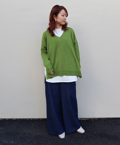 Riberry（リベリー）の「Vネックニットプルオーバー（ニット/セーター・レディース・ライトグレー/ベージュ/ネイビー/オフホワイト/グリーン・MEDIUM）」の7枚目の写真