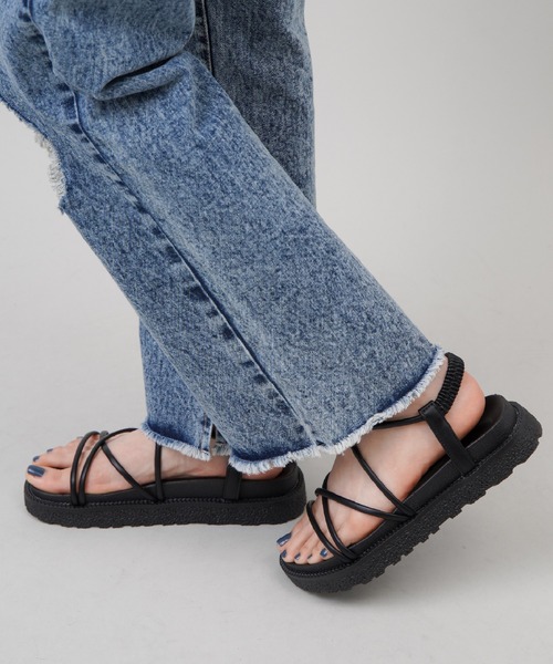 SPINNS（スピンズ）の「細紐スポーツサンダル（サンダル・レディース・ブラック/ベージュ・M/L/S）」の9枚目の写真