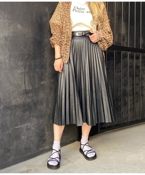 SPINNS（スピンズ）の「細紐スポーツサンダル（サンダル・レディース・ブラック/ベージュ・M/L/S）」の8枚目の写真