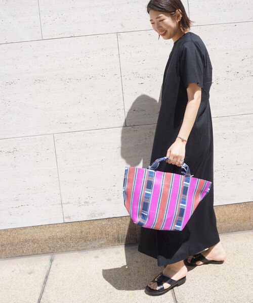 新品 ✨️ Rie Miller スムースボンディングヘムAラインワンピース セール】スムースボンディングヘムAラインワンピース