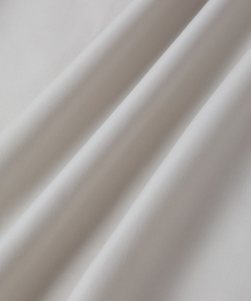 ADAM ET ROPE'（アダムエロペ）の「ドロップショルダー ルーズシルエット スパンローンバンドカラー半袖シャツ/UNISEX（シャツ/ブラウス・メンズ・キナリ/ベージュ系その他/ネイビー系/ピンク/ブルー系その他2・M/L）」の6枚目の写真