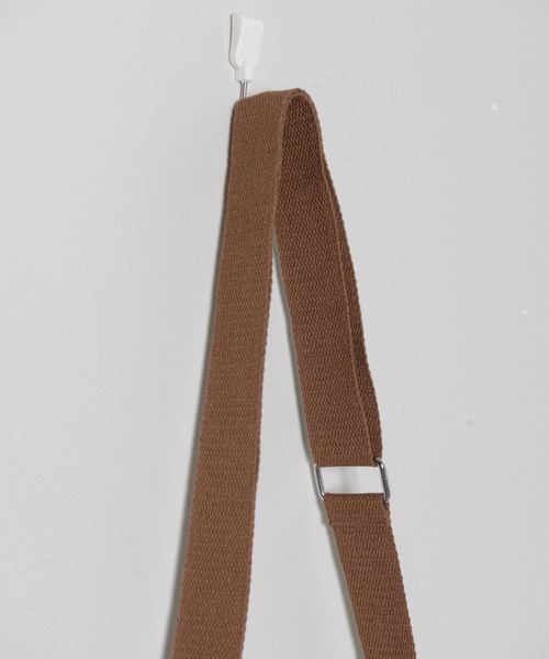 shopnikoniko（ショップニコニコ）の「ベルトショルダークリアバッグ（ショルダーバッグ・レディース・ホワイト/ブラック/ブラウン/グリーン・フリー）」の15枚目の写真