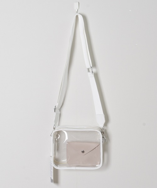 shopnikoniko（ショップニコニコ）の「ベルトショルダークリアバッグ（ショルダーバッグ・レディース・ホワイト/ブラック/ブラウン/グリーン・フリー）」の5枚目の写真