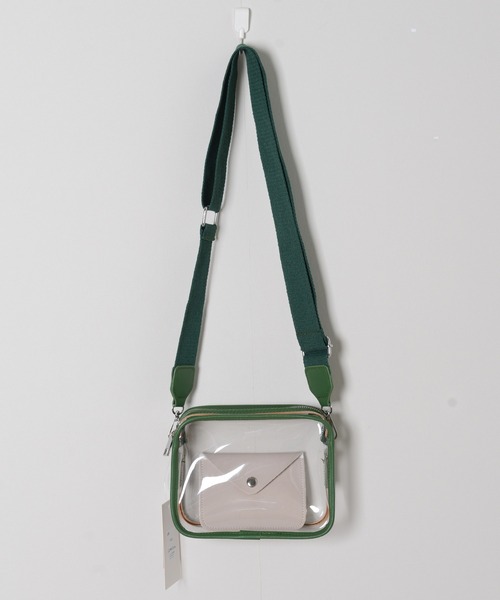 shopnikoniko（ショップニコニコ）の「ベルトショルダークリアバッグ（ショルダーバッグ・レディース・ホワイト/ブラック/ブラウン/グリーン・フリー）」の8枚目の写真
