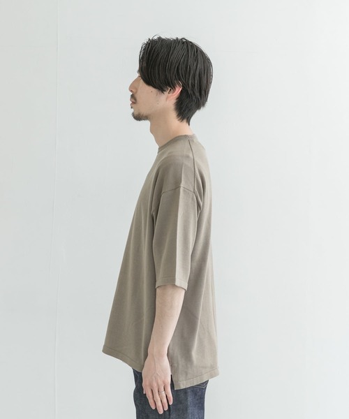 URBAN RESEARCH（アーバンリサーチ）の「ハンドウォッシャブルニットTシャツ（ニット/セーター・メンズ・ブラウン系その他/ベージュ系その他/チャコールグレー・MEDIUM/LARGE）」の15枚目の写真