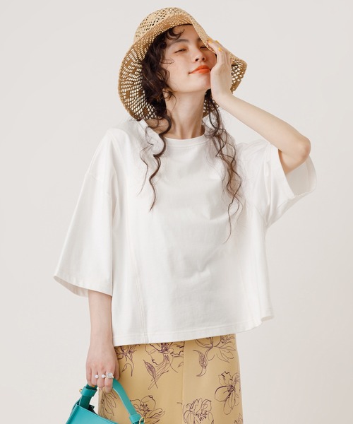 MADEMOISELLE ROPE'（マドモアゼル ロペ）の「【秋まで使える】オーバーサイズTシャツ（Tシャツ/カットソー・レディース・レンガ/グレー/オフホワイト・38）」の2枚目の写真