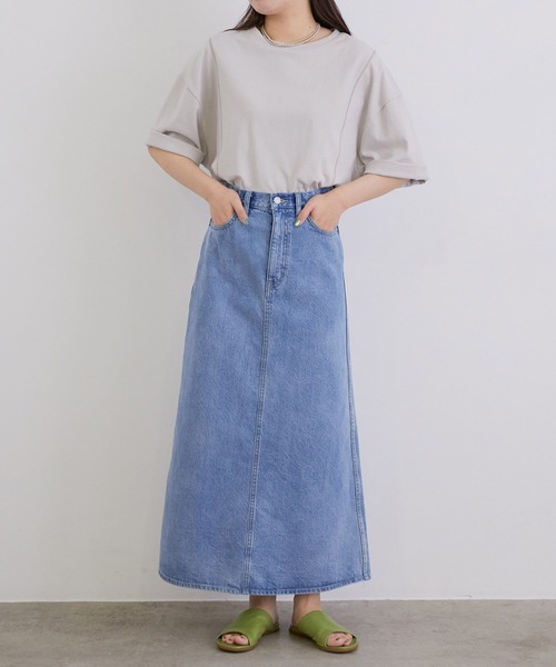 MADEMOISELLE ROPE'（マドモアゼル ロペ）の「【秋まで使える】オーバーサイズTシャツ（Tシャツ/カットソー・レディース・レンガ/グレー/オフホワイト・38）」の5枚目の写真